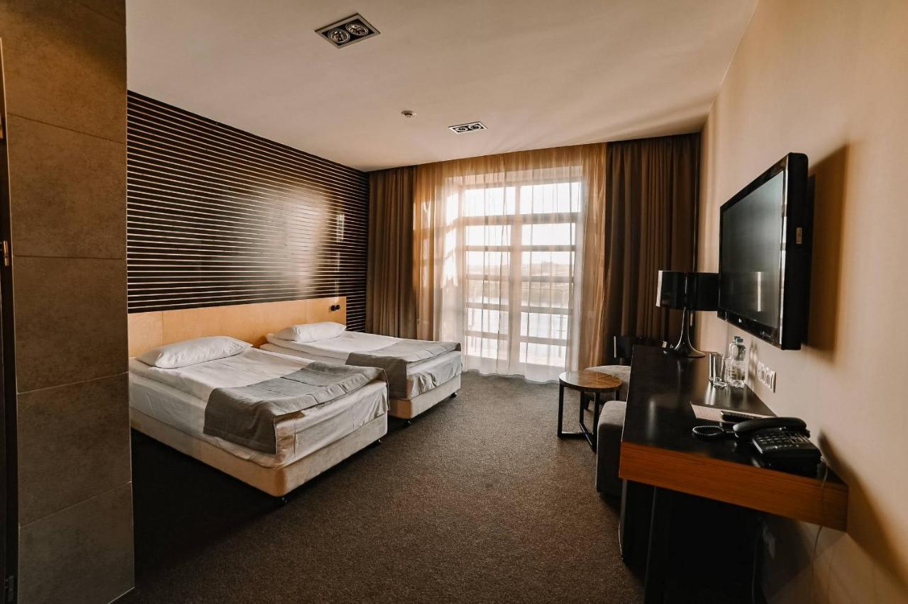 Park Hotel Switzerland Obariv Екстериор снимка