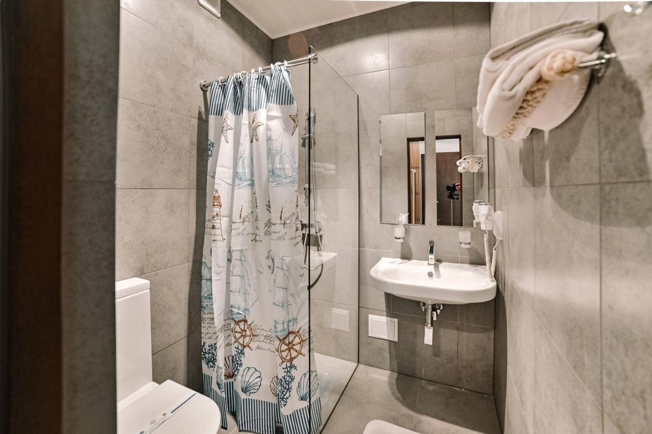 Park Hotel Switzerland Obariv Екстериор снимка