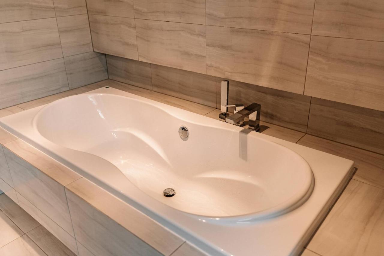 Park Hotel Switzerland Obariv Екстериор снимка