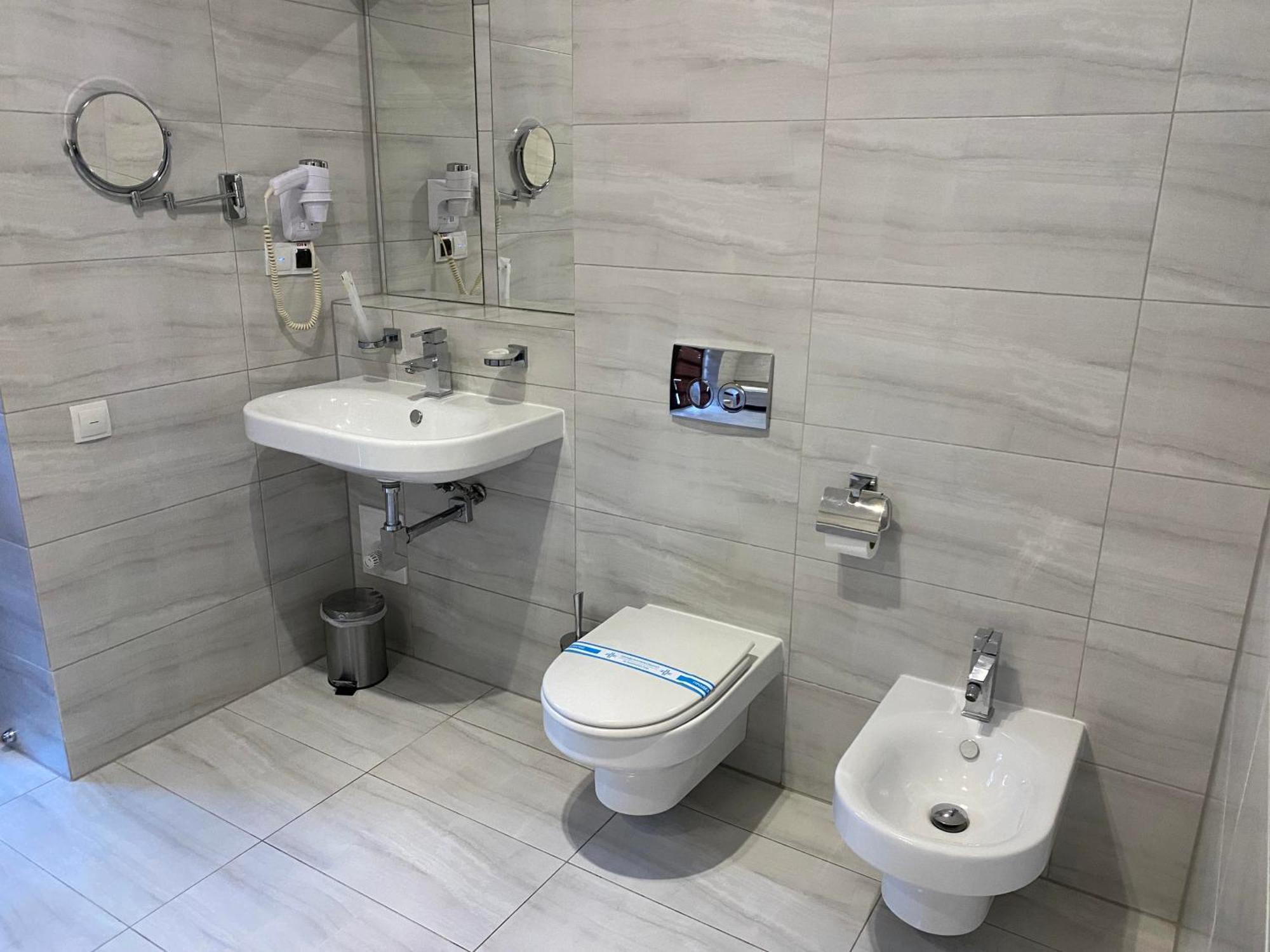 Park Hotel Switzerland Obariv Екстериор снимка