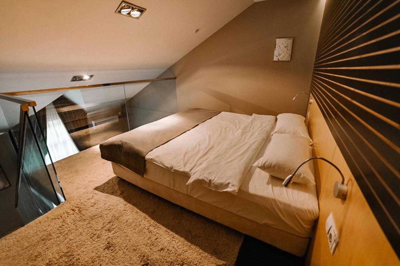 Park Hotel Switzerland Obariv Екстериор снимка