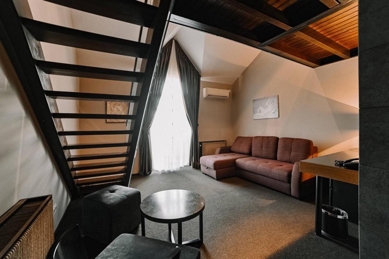 Park Hotel Switzerland Obariv Екстериор снимка