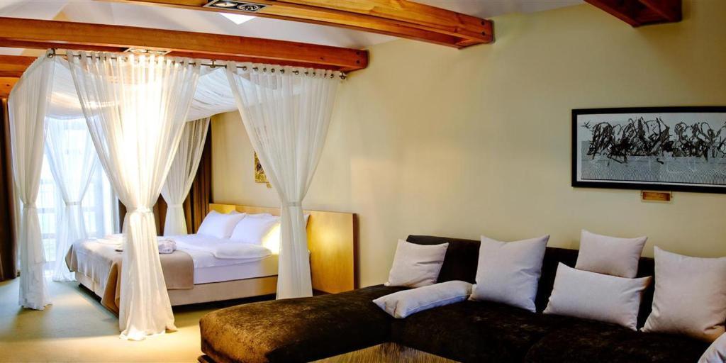 Park Hotel Switzerland Obariv Стая снимка